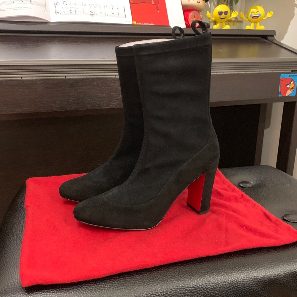 Auth New Christian Louboutin Gena Suede Bootie